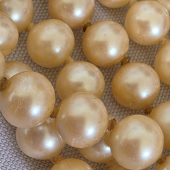 Two Vintage Pearl Necklaces - Picture 7 of 14